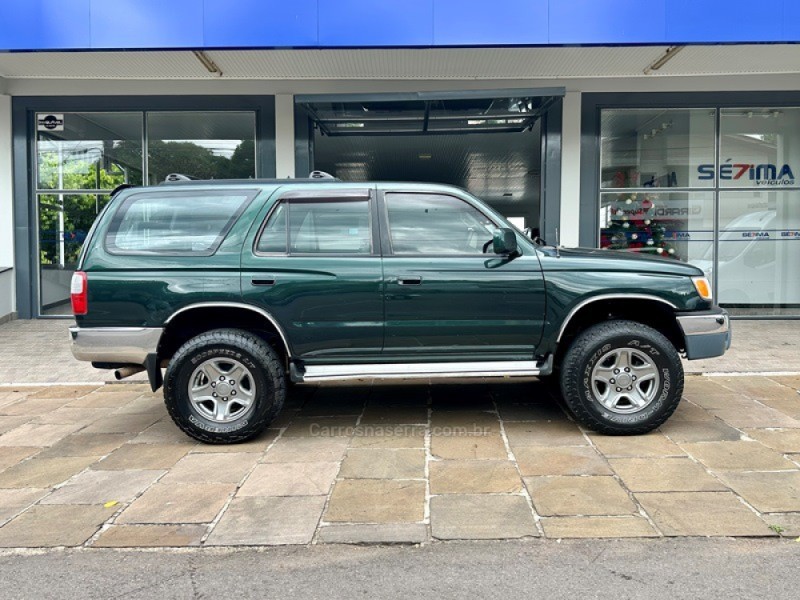 HILUX SW4 4.0 SRX 4X4 7 LUGARES V6 24V GASOLINA 4P AUTOMÁTICO - 1999 - GUAPORé