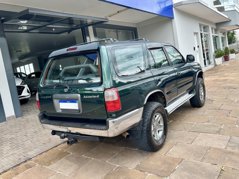 HILUX SW4 4.0 SRX 4X4 7 LUGARES V6 24V GASOLINA 4P AUTOMÁTICO - 1999 - GUAPORé