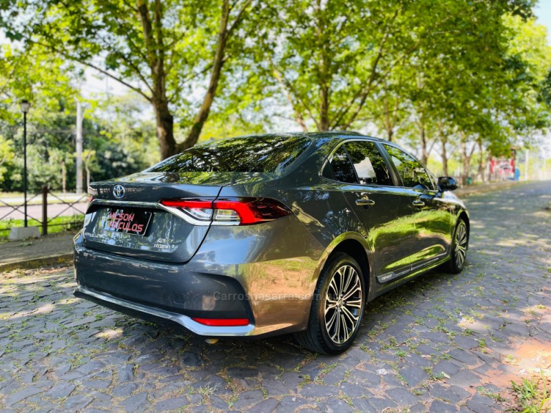 COROLLA 1.8 ALTIS PREMIUM 16V HÍBRIDO 4P AUTOMÁTICO - 2022 - NOVO HAMBURGO