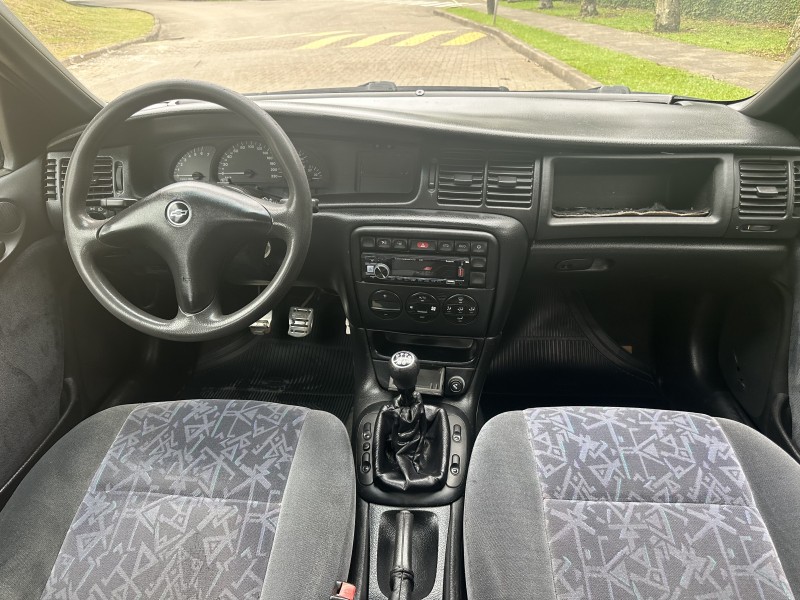 VECTRA 2.0 MPFI GLS 8V GASOLINA 4P MANUAL - 1998 - CAXIAS DO SUL