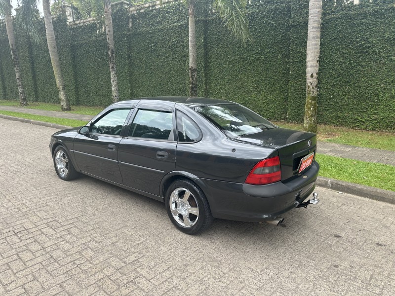 VECTRA 2.0 MPFI GLS 8V GASOLINA 4P MANUAL - 1998 - CAXIAS DO SUL