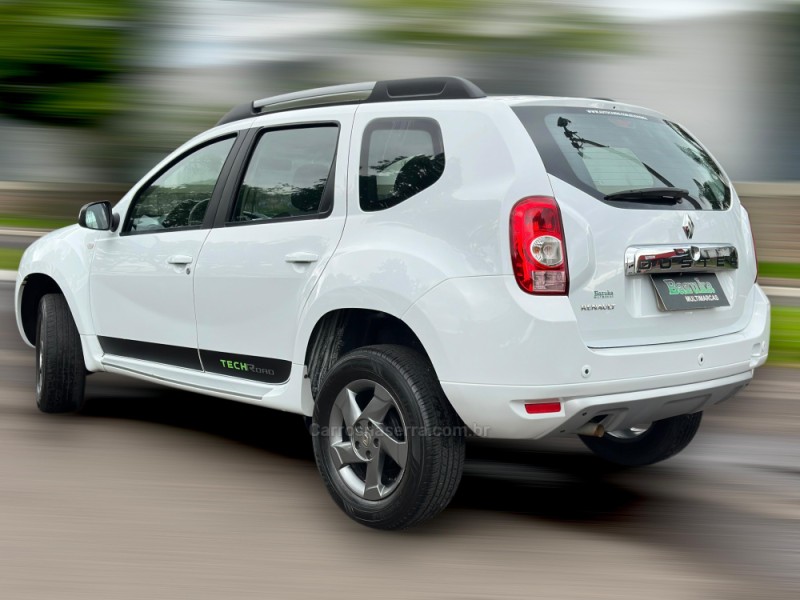 DUSTER 1.6 TECH ROAD 4X2 16V FLEX 4P MANUAL - 2014 - NOVO HAMBURGO