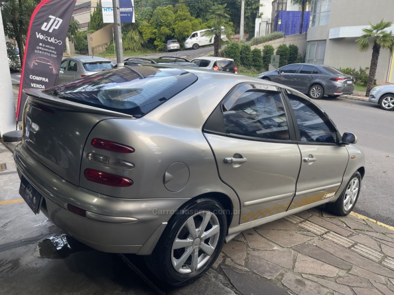 BRAVA 1.6 MPI SX 16V 106CV GASOLINA 4P MANUAL - 2000 - BENTO GONçALVES