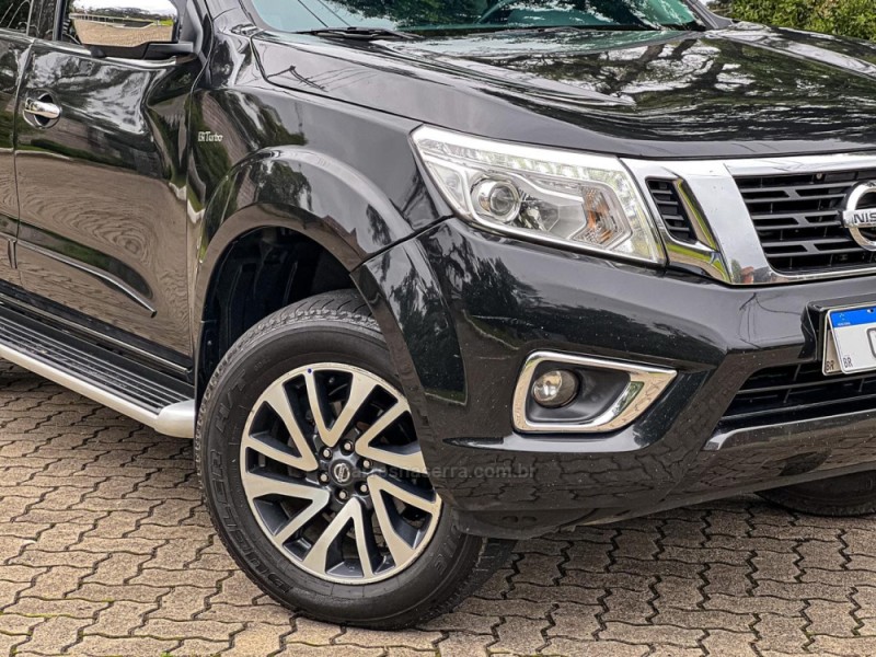 FRONTIER 2.3 LE 4X4 CD BI TURBO DIESEL 4P AUTOMÁTICO - 2021 - CANELA