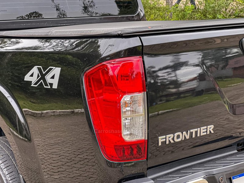 FRONTIER 2.3 LE 4X4 CD BI TURBO DIESEL 4P AUTOMÁTICO - 2021 - CANELA