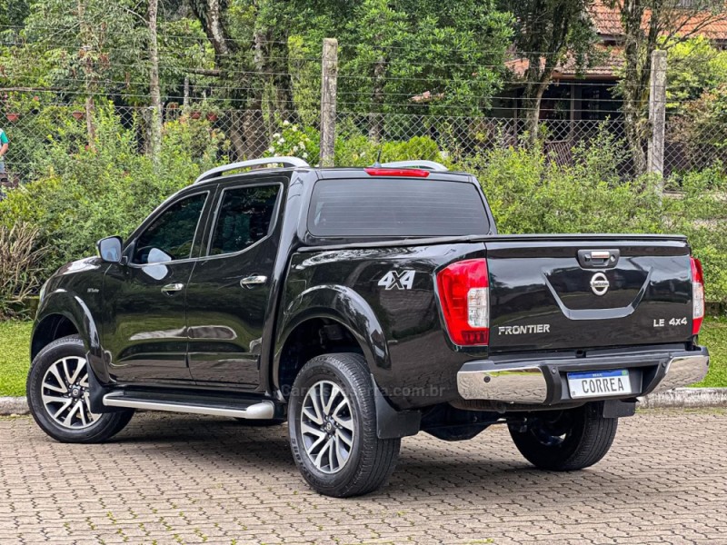 FRONTIER 2.3 LE 4X4 CD BI TURBO DIESEL 4P AUTOMÁTICO - 2021 - CANELA