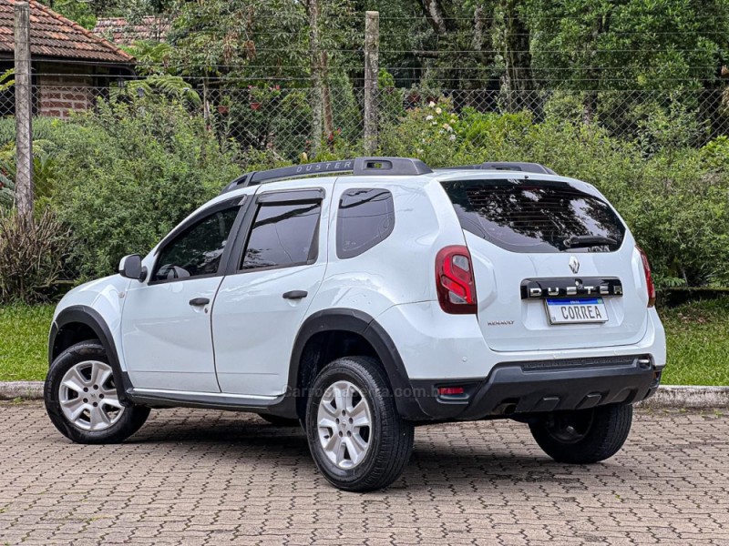 DUSTER 1.6 EXPRESSION 4X2 16V FLEX 4P MANUAL - 2016 - CANELA