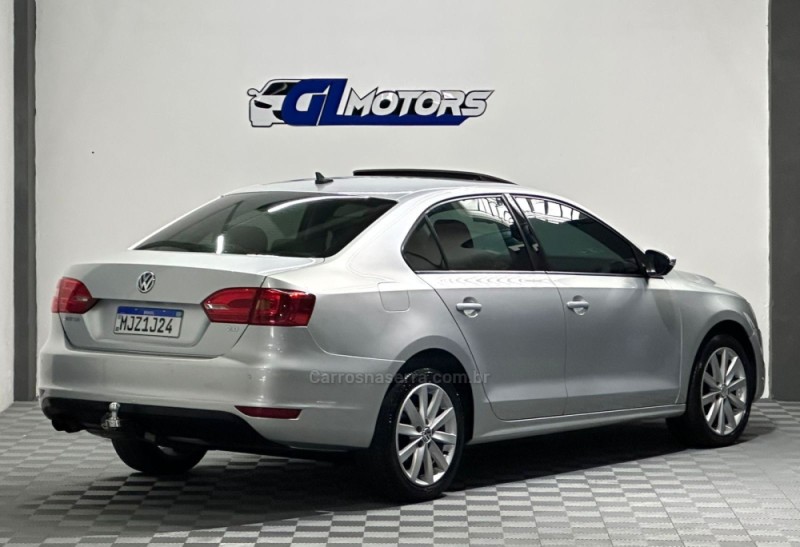 JETTA 2.0 COMFORTLINE FLEX 4P TIPTRONIC - 2012 - NOVO HAMBURGO