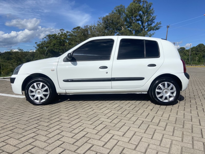 CLIO 1.0 AUTHENTIQUE 16V GASOLINA 4P MANUAL - 2003 - CAXIAS DO SUL