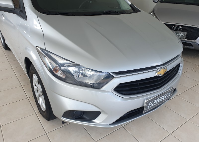 ONIX 1.0 LT 12V FLEX 4P MANUAL - 2017 - NOVA PETRóPOLIS