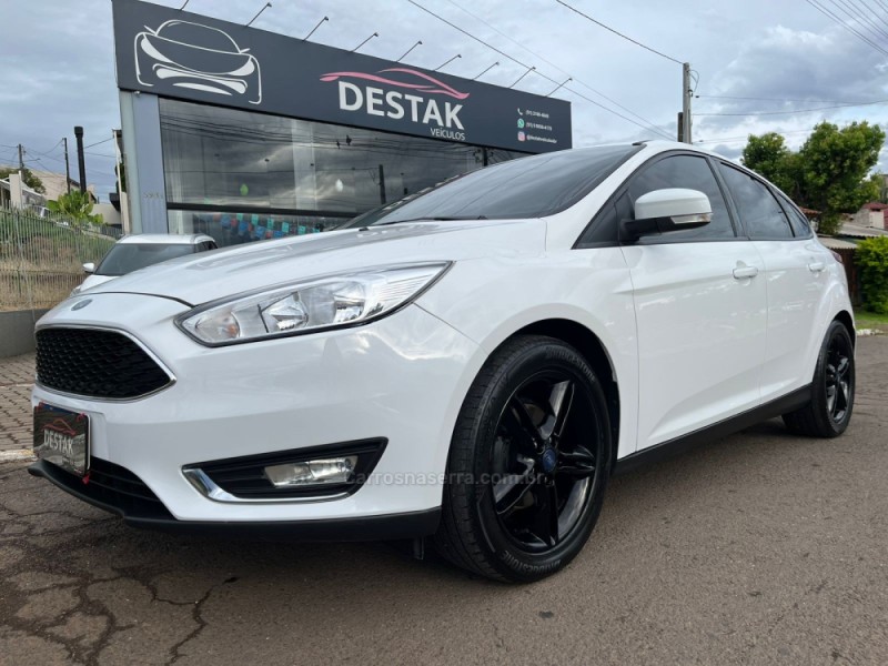 FOCUS 1.6 SE 8V FLEX 4P MANUAL - 2018 - DOIS IRMãOS