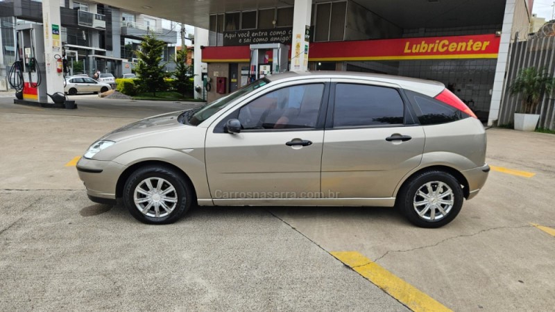 FOCUS 1.6 GL 8V GASOLINA 4P MANUAL - 2007 - CAXIAS DO SUL