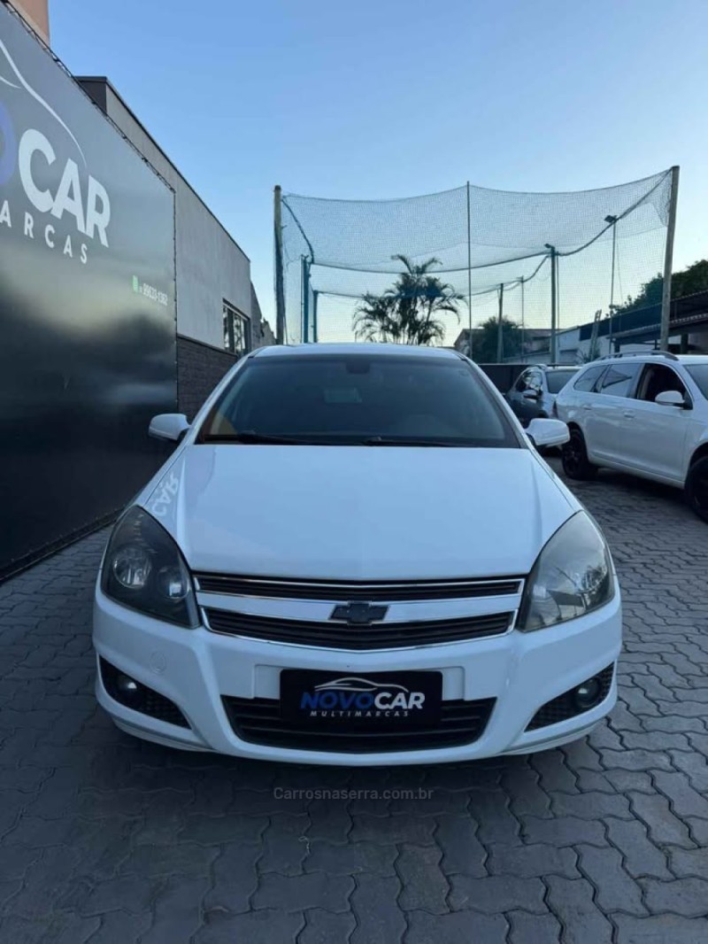 VECTRA 2.0 MPFI GT-X HATCH 8V FLEX 4P MANUAL - 2011 - ESTâNCIA VELHA