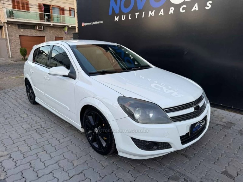 VECTRA 2.0 MPFI GT-X HATCH 8V FLEX 4P MANUAL - 2011 - ESTâNCIA VELHA