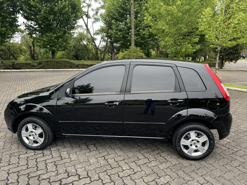 FIESTA 1.6 MPI HATCH 8V FLEX 4P MANUAL - 2008 - CAXIAS DO SUL