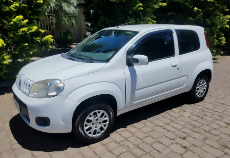 UNO 1.0 EVO VIVACE 8V FLEX 2P MANUAL - 2012 - FARROUPILHA