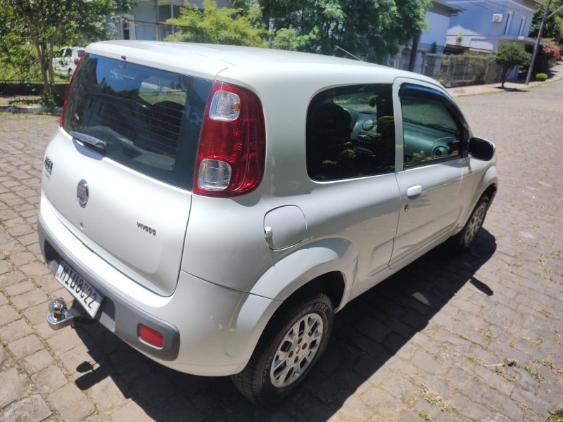 UNO 1.0 EVO VIVACE 8V FLEX 2P MANUAL - 2012 - FARROUPILHA