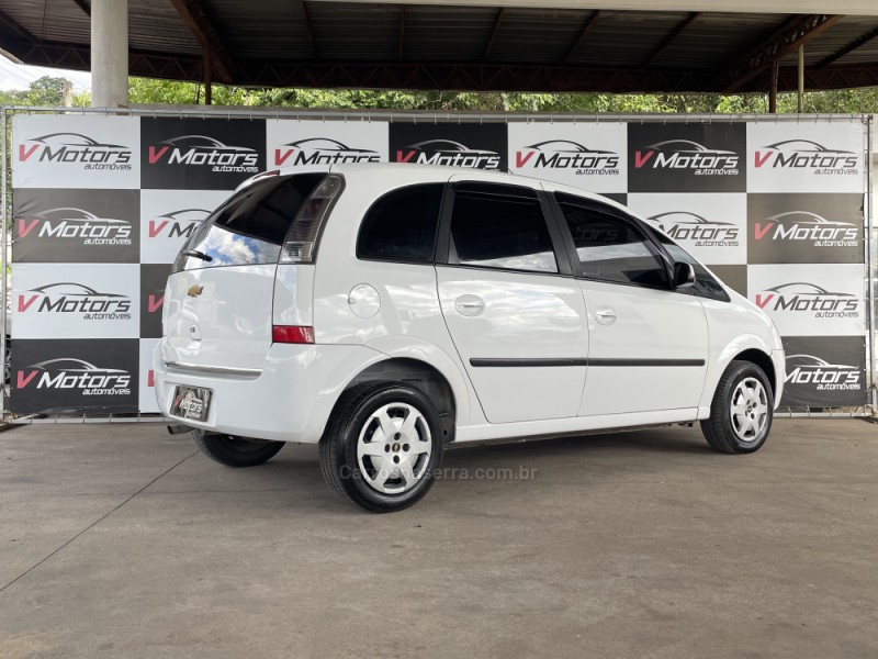 MERIVA 1.4 MPFI JOY 8V FLEX 4P MANUAL - 2011 - PAROBé