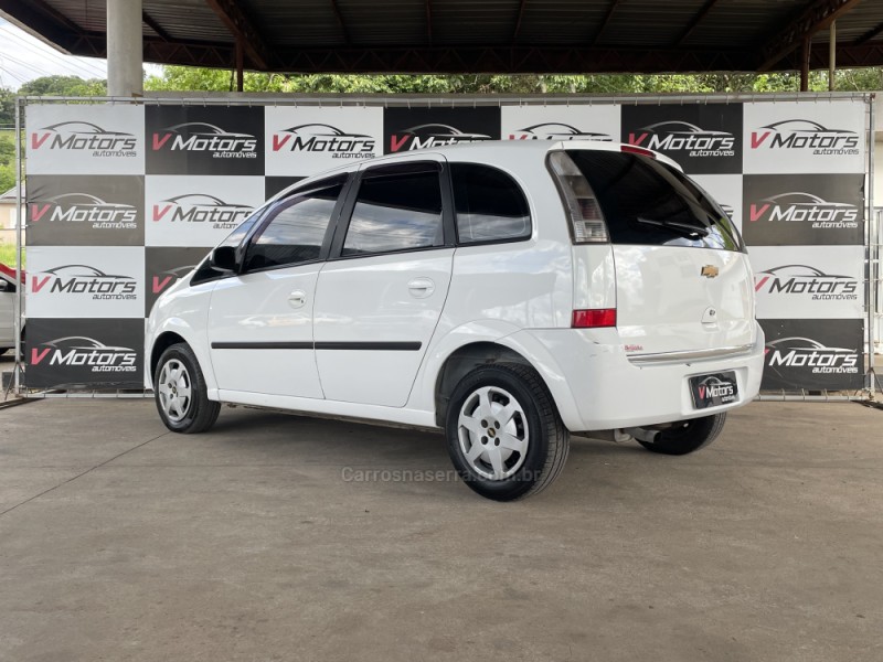 MERIVA 1.4 MPFI JOY 8V FLEX 4P MANUAL - 2011 - PAROBé