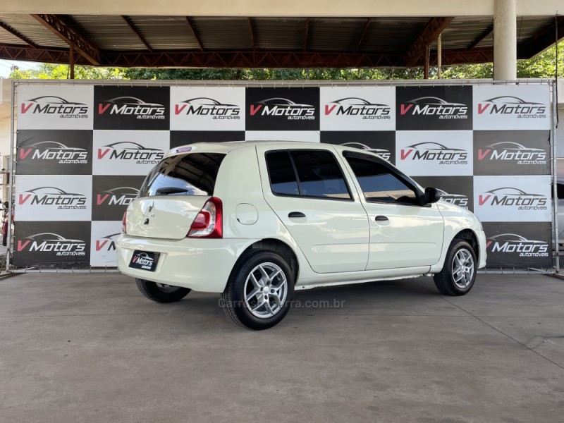 CLIO 1.0 EXPRESSION 16V FLEX 4P MANUAL - 2014 - PAROBé