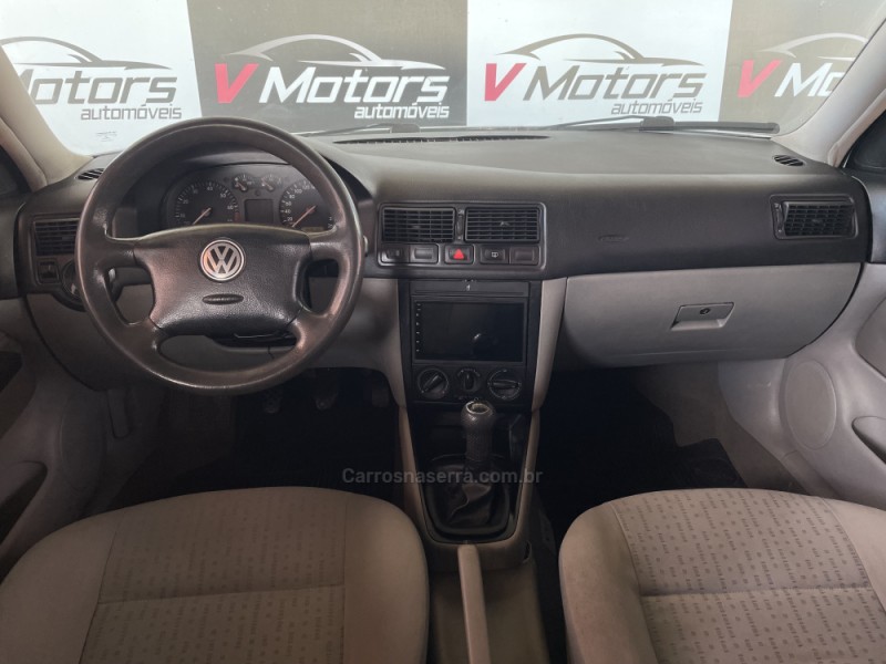 GOLF 1.6 MI 8V FLEX 4P MANUAL - 2002 - PAROBé