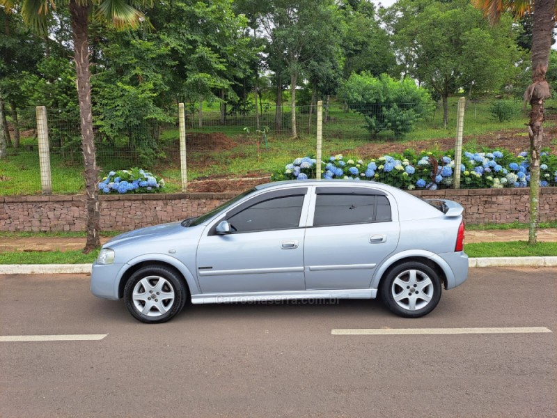 ASTRA 2.0 MPFI 8V GASOLINA 4P MANUAL - 2008 - VERANóPOLIS