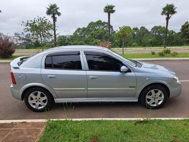 ASTRA 2.0 MPFI 8V GASOLINA 4P MANUAL - 2008 - VERANóPOLIS