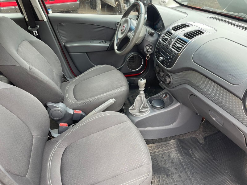 SIENA 1.4 MPI ATTRACTIVE 8V FLEX 4P MANUAL - 2013 - CAXIAS DO SUL