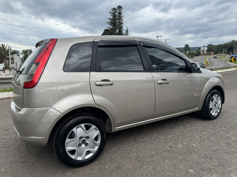 FIESTA 1.0 MPI 8V GASOLINA 4P MANUAL - 2011 - DOIS IRMãOS