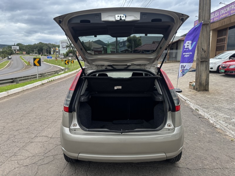 FIESTA 1.0 MPI 8V GASOLINA 4P MANUAL - 2011 - DOIS IRMãOS