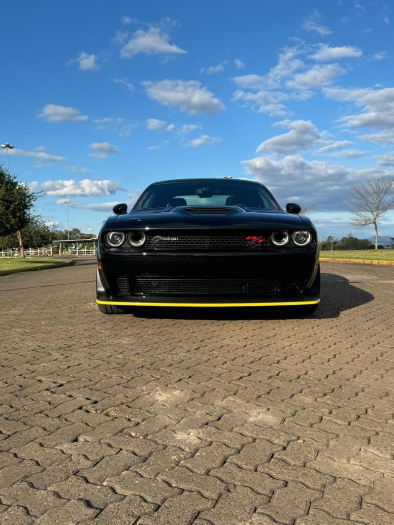 CHALLENGER 6.4 SRT8 HEMI V8 16V GASOLINA 2P AUTOMÁTICO - 2019 - LAJEADO