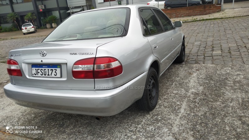 COROLLA 1.8 XEI 16V FLEX 4P AUTOMÁTICO - 2001 - FARROUPILHA