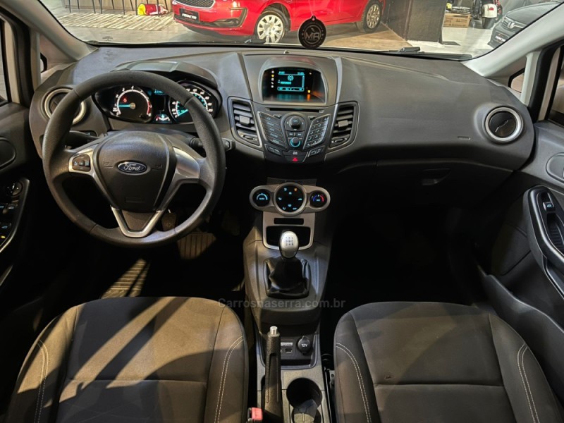 FIESTA 1.6 SE HATCH 16V FLEX 4P MANUAL - 2015 - ANTôNIO PRADO