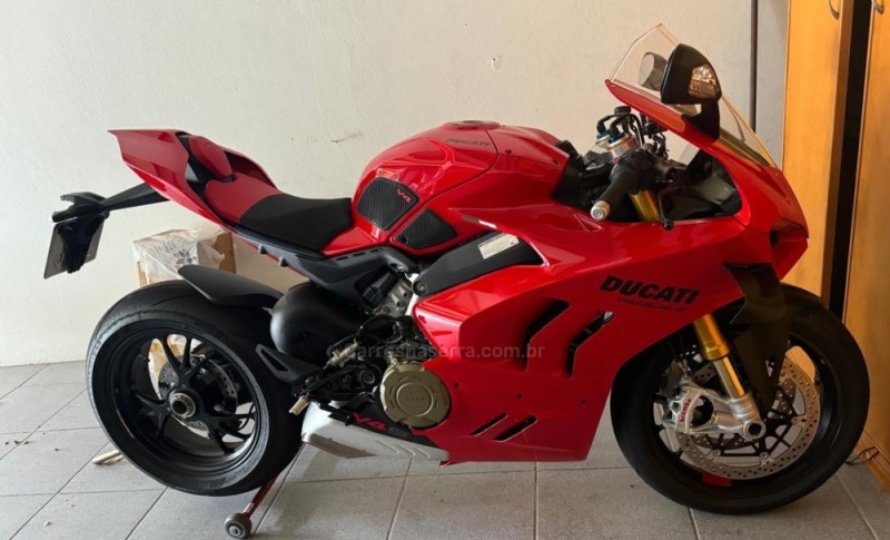 panigale v4 s  2023 caxias do sul