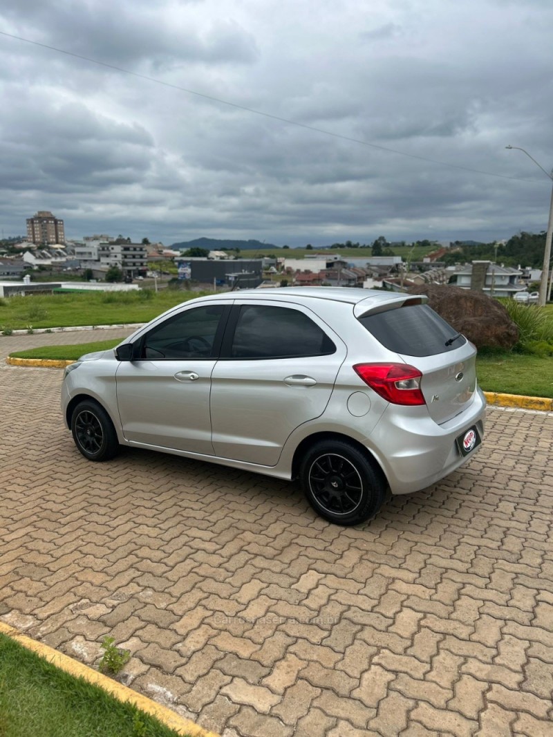 KA 1.0 SE PLUS 12V FLEX 4P MANUAL - 2018 - LAJEADO