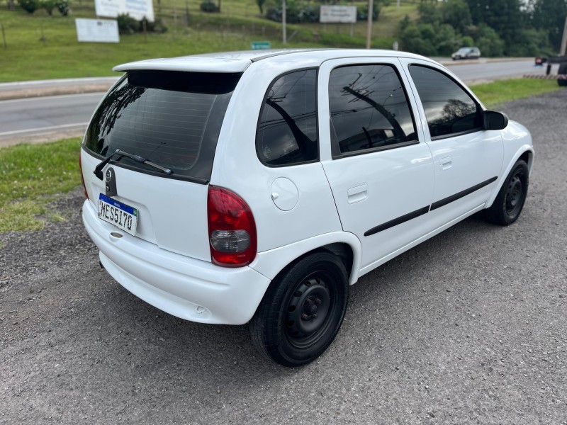 CORSA 1.0 MPF WIND 8V GASOLINA 4P MANUAL - 2001 - FARROUPILHA