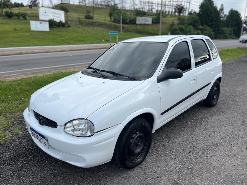 CORSA 1.0 MPF WIND 8V GASOLINA 4P MANUAL - 2001 - FARROUPILHA