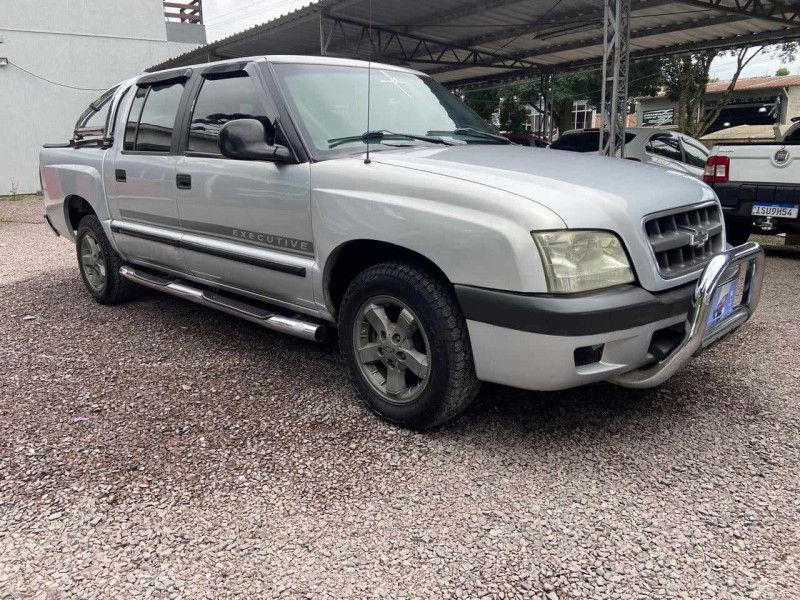 s10 2.4 mpfi std 4x2 cd 8v gasolina 4p manual 2003 caxias do sul