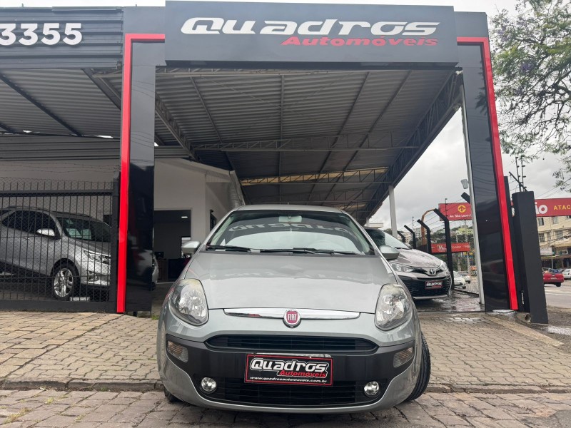 PUNTO 1.4 ATTRACTIVE ITALIA 8V FLEX 4P MANUAL - 2014 - CAXIAS DO SUL