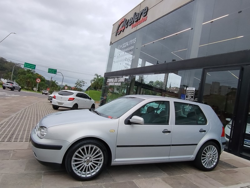 GOLF 1.6 SR GASOLINA 4P MANUAL - 2000 - CAXIAS DO SUL