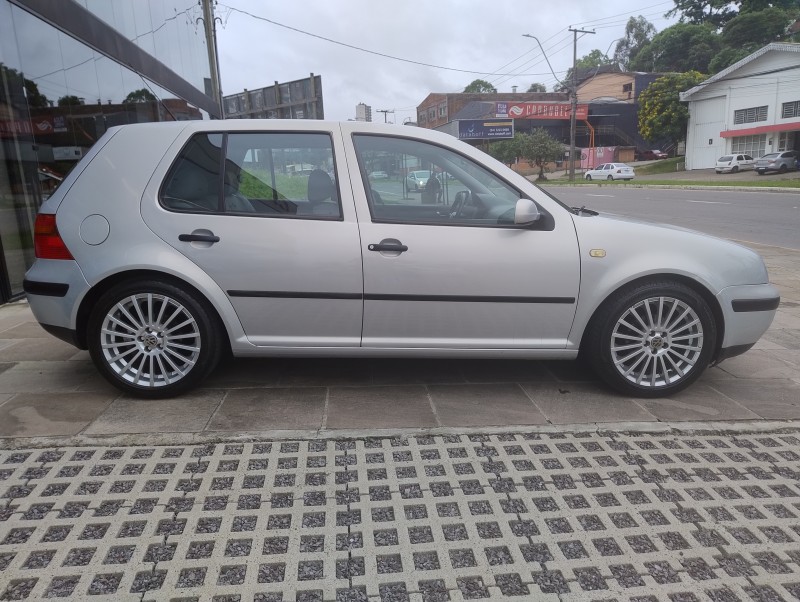 GOLF 1.6 SR GASOLINA 4P MANUAL - 2000 - CAXIAS DO SUL