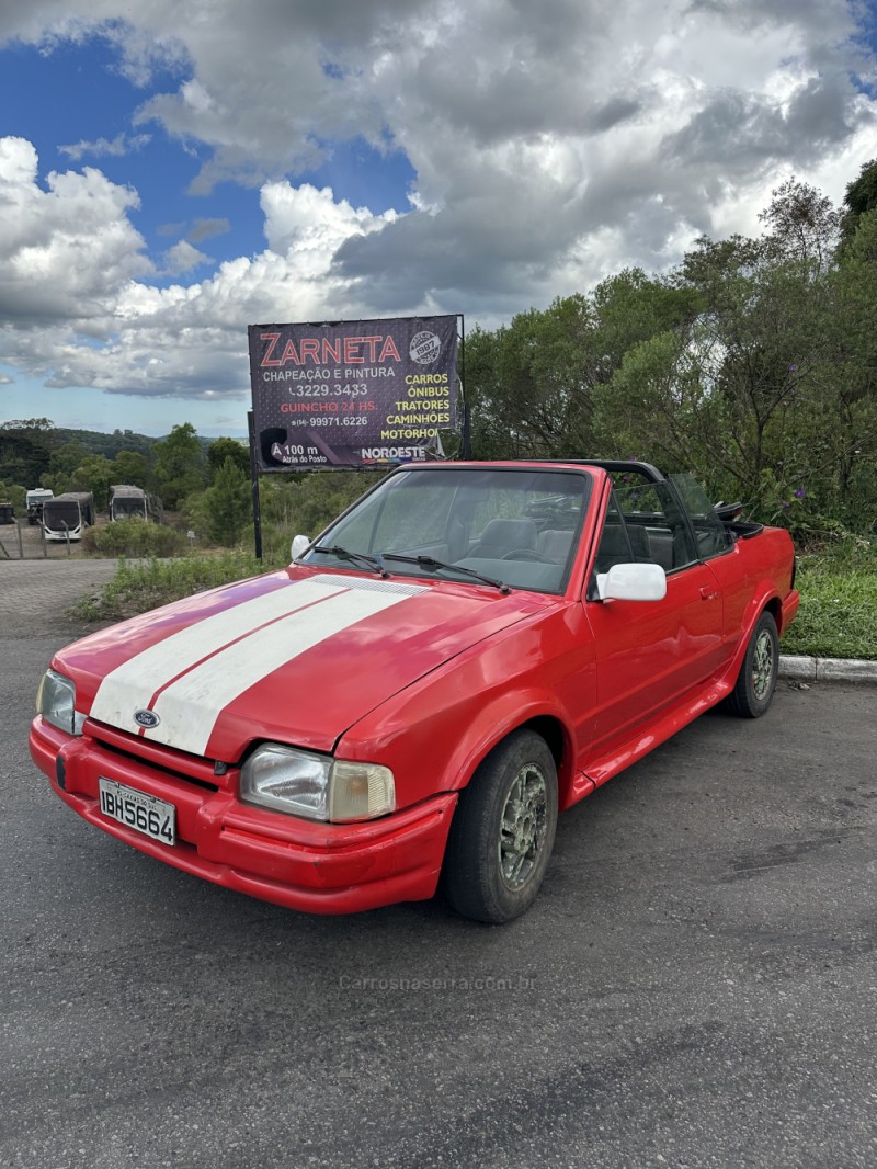 ESCORT 1.8 XR3 CONVERSÍVEL 8V GASOLINA 2P MANUAL
