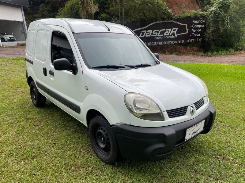 KANGOO 1.6 EXPRESSION 16V GASOLINA 4P MANUAL - 2013 - BOM PRINCíPIO