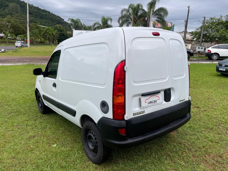 KANGOO 1.6 EXPRESSION 16V GASOLINA 4P MANUAL - 2013 - BOM PRINCíPIO