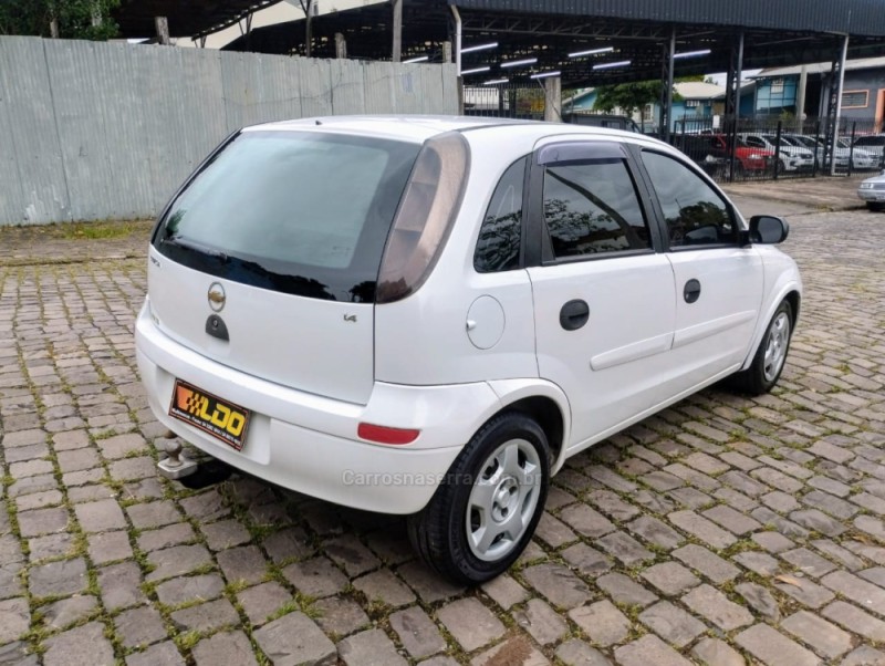 CORSA 1.4 MPFI MAXX 8V FLEX 4P MANUAL - 2011 - CAXIAS DO SUL