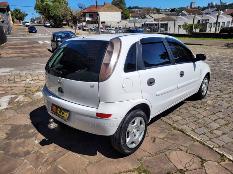 CORSA 1.4 MPFI MAXX 8V FLEX 4P MANUAL - 2011 - CAXIAS DO SUL