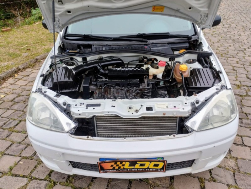 CORSA 1.4 MPFI MAXX 8V FLEX 4P MANUAL - 2011 - CAXIAS DO SUL