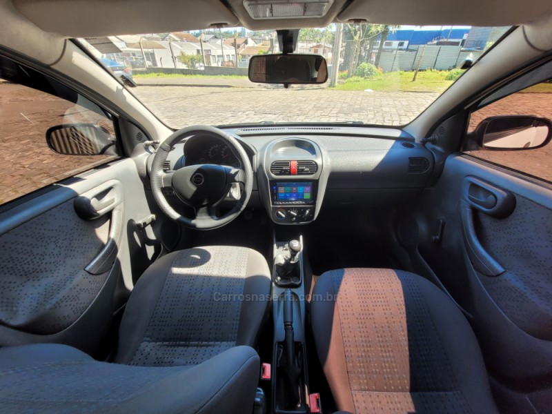 CORSA 1.4 MPFI MAXX 8V FLEX 4P MANUAL - 2011 - CAXIAS DO SUL