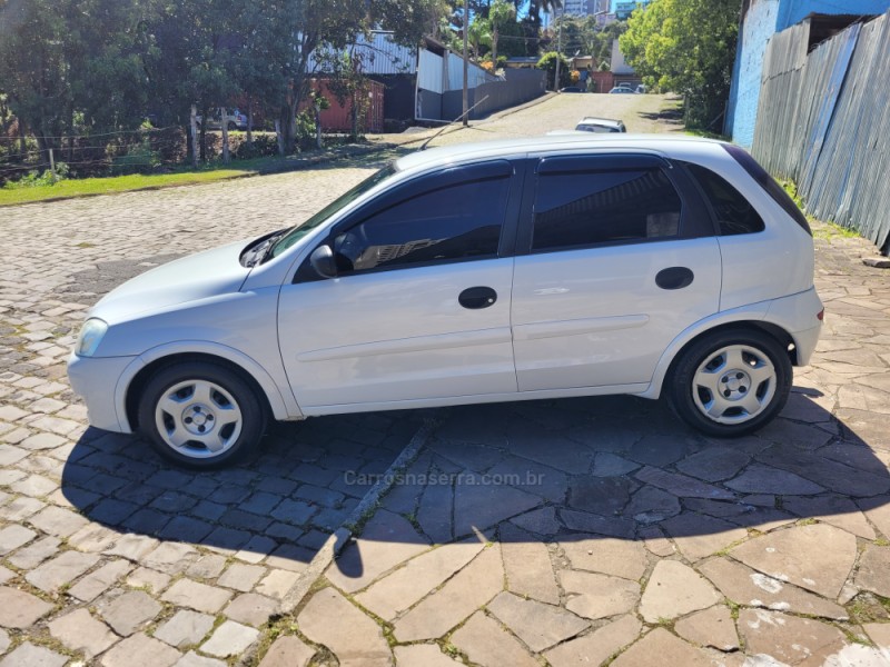 CORSA 1.4 MPFI MAXX 8V FLEX 4P MANUAL - 2011 - CAXIAS DO SUL