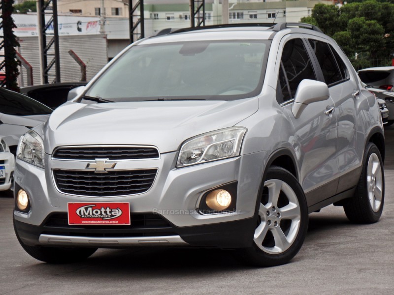 tracker 1.8 mpfi ltz 4x2 16v flex 4p automatico 2015 caxias do sul